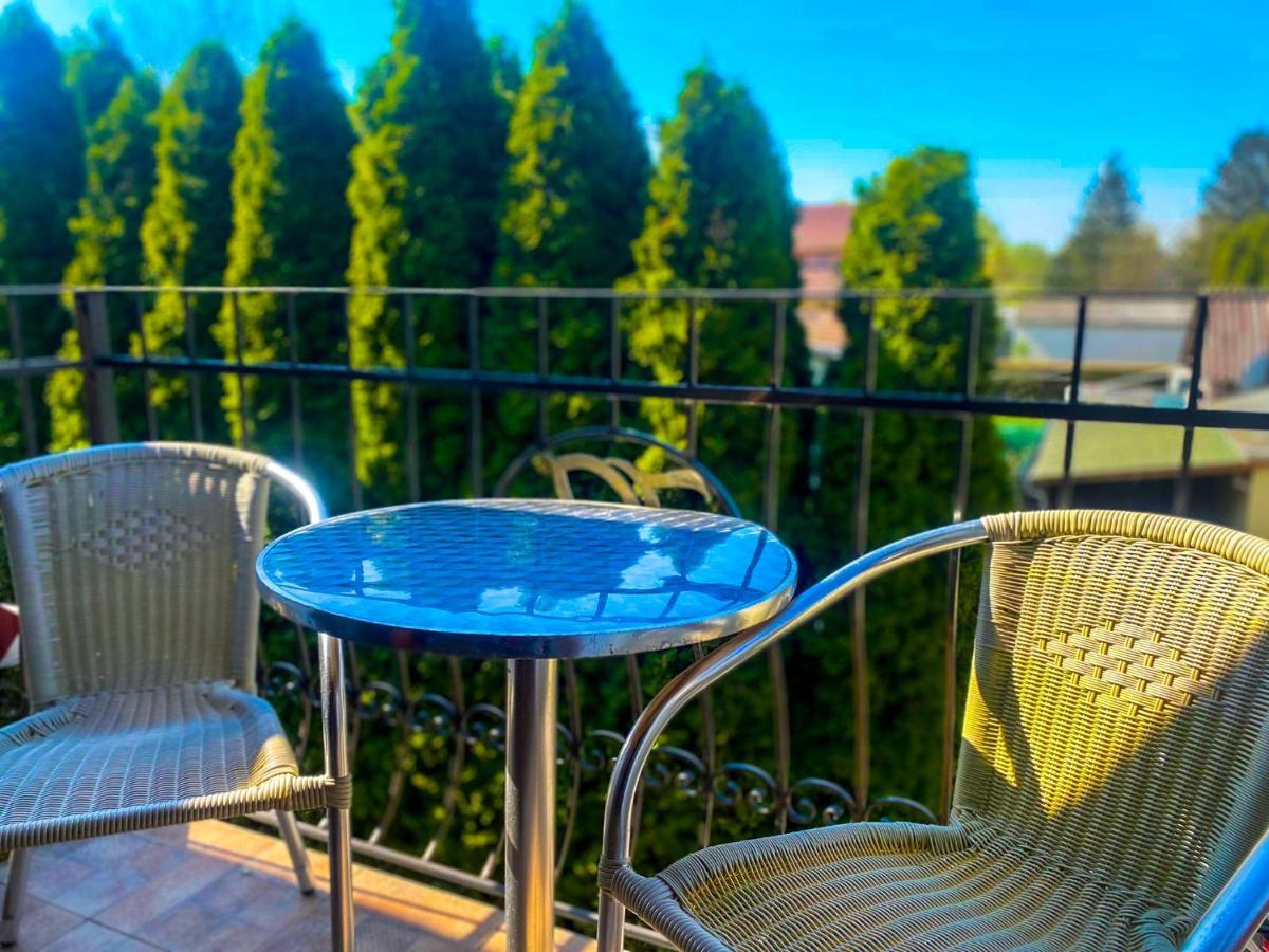 Bajor Panzio Buek-Buekfuerdo, Adults Friendly 12 Plus Exterior photo
