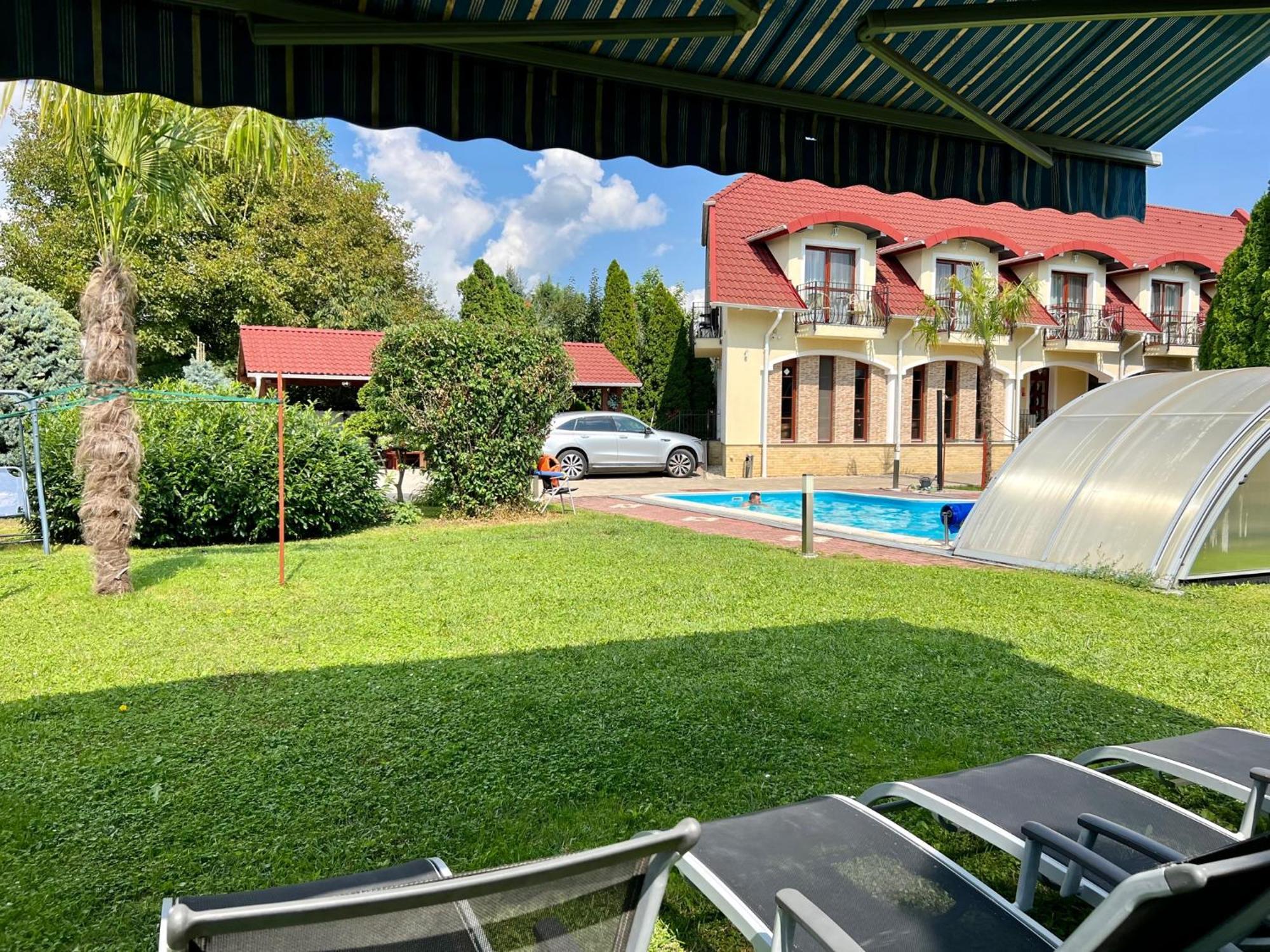 Bajor Panzio Buek-Buekfuerdo, Adults Friendly 12 Plus Exterior photo