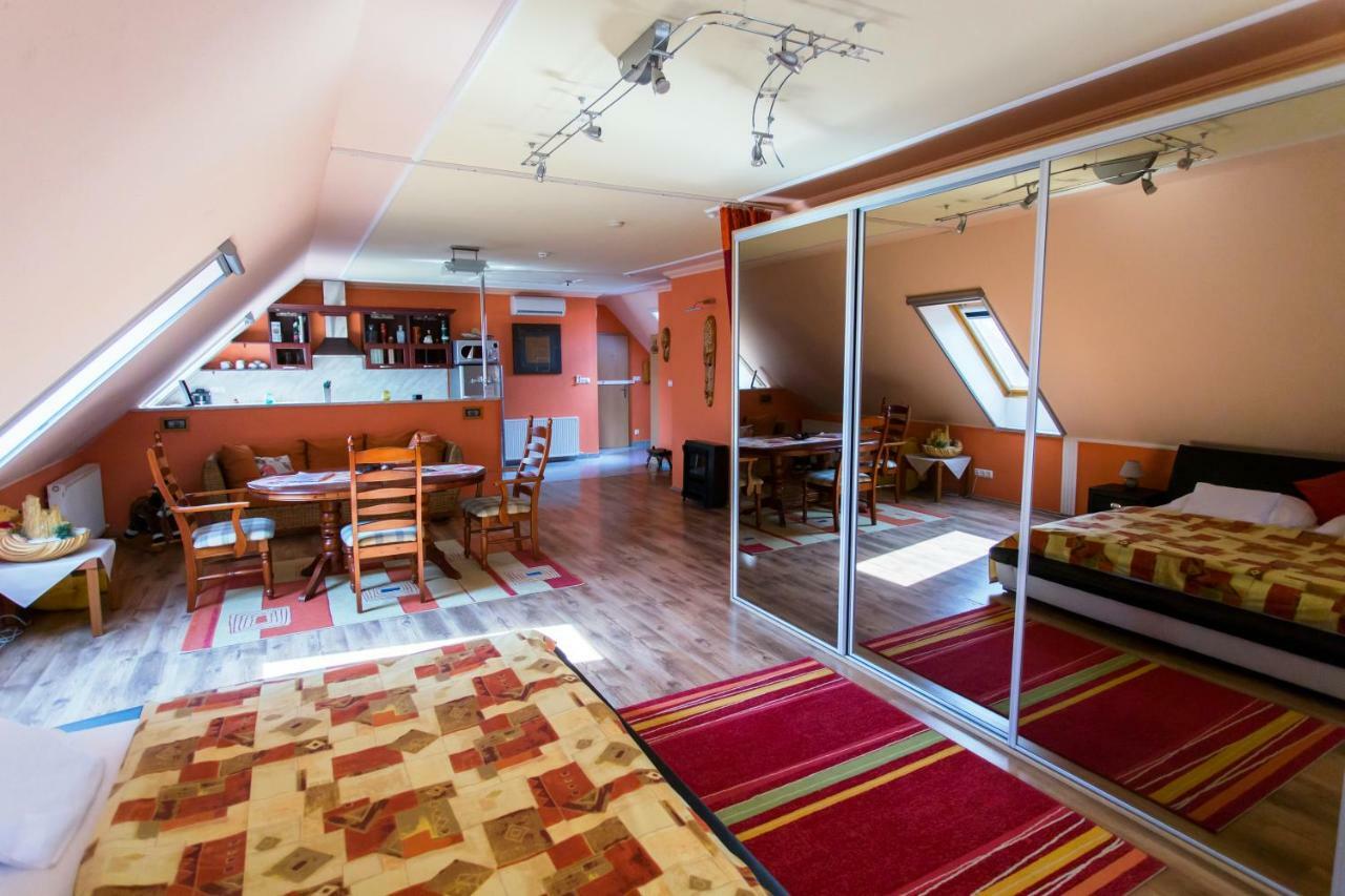 Bajor Panzio Buek-Buekfuerdo, Adults Friendly 12 Plus Exterior photo